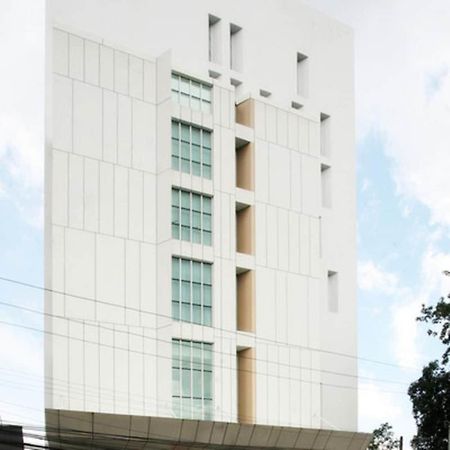 Wyne Hotel Yangon Eksteriør bilde