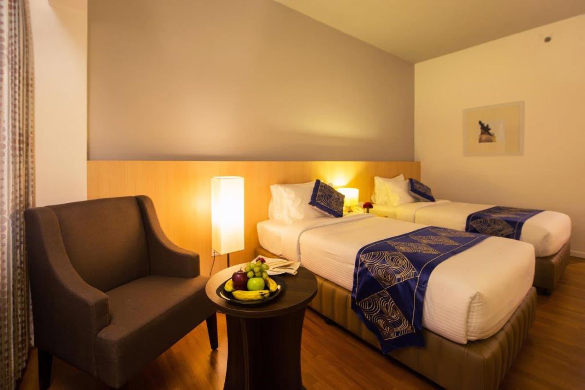 Wyne Hotel Yangon Eksteriør bilde