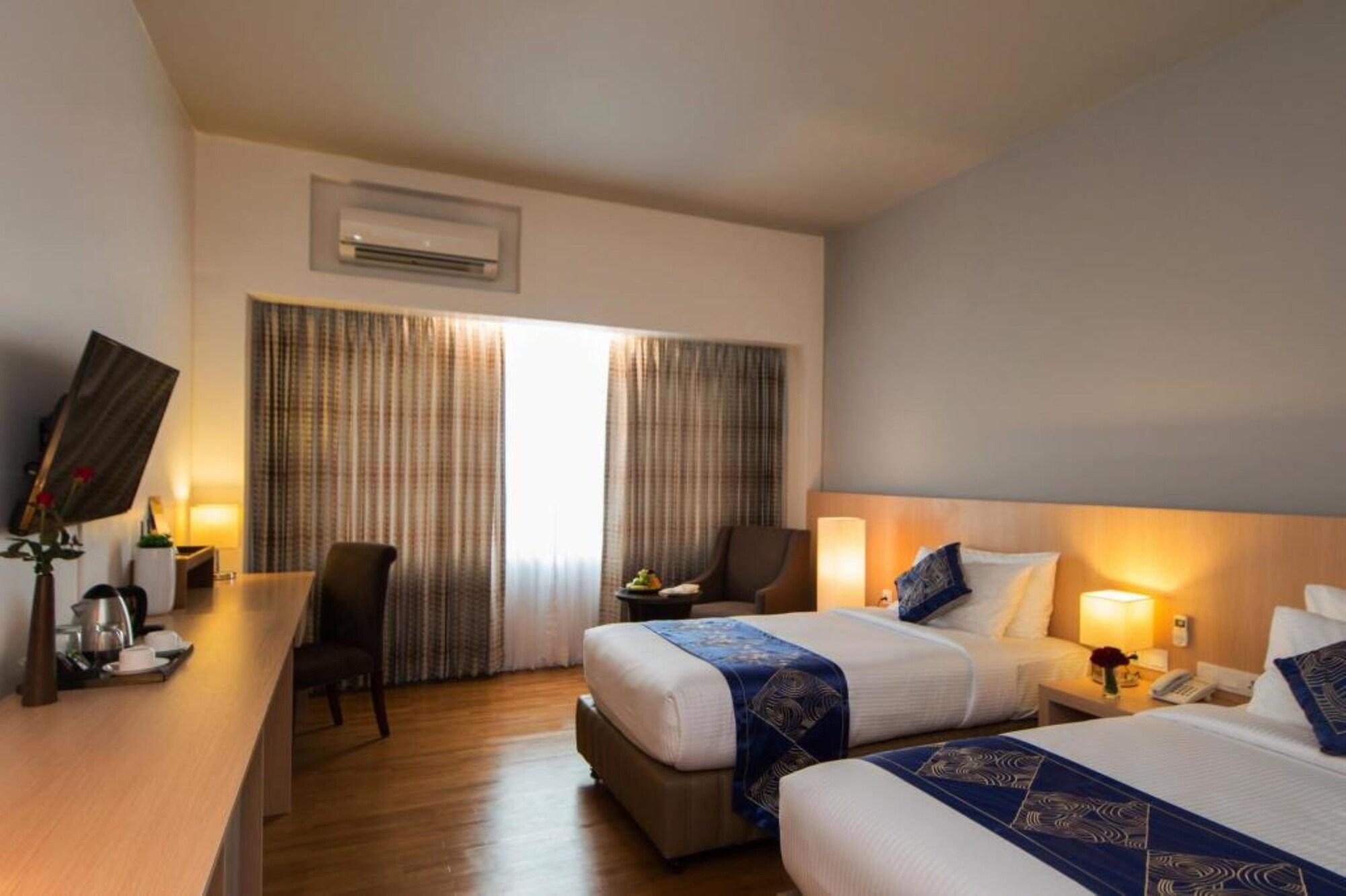 Wyne Hotel Yangon Eksteriør bilde