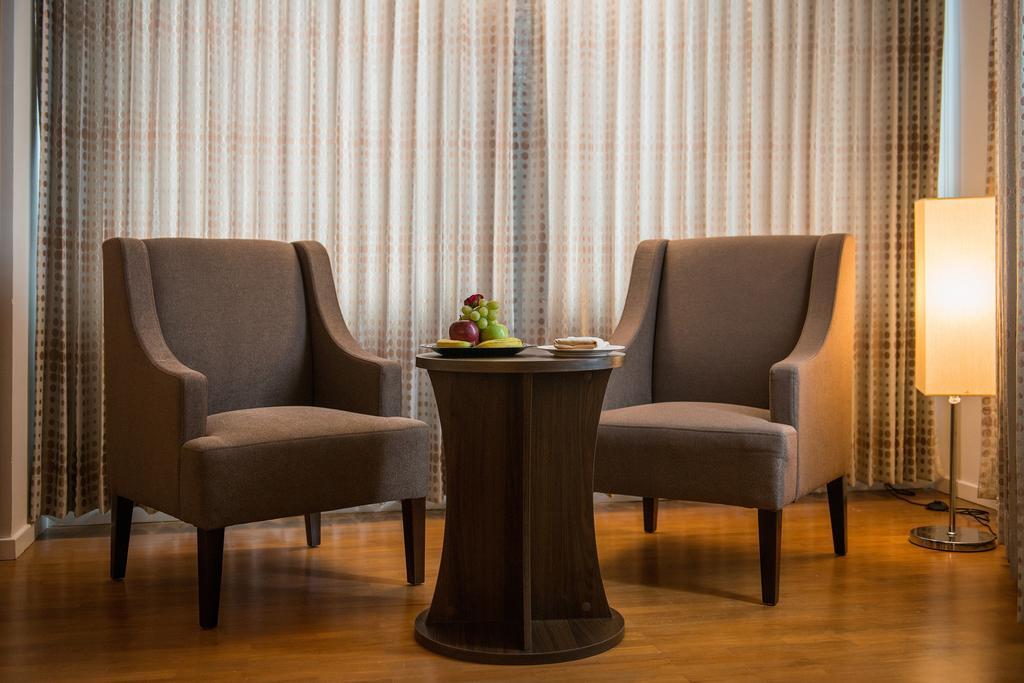 Wyne Hotel Yangon Eksteriør bilde