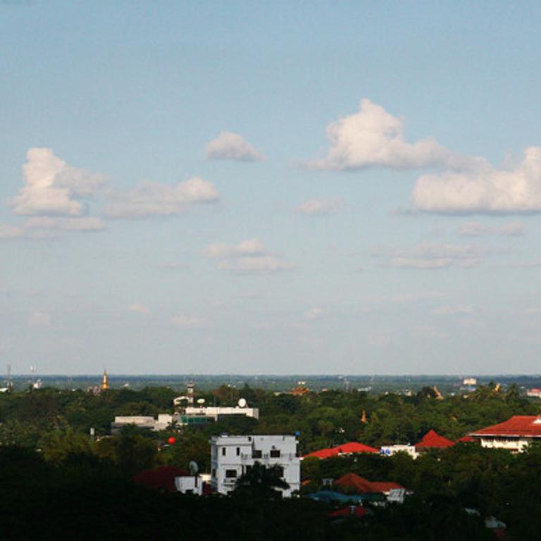 Wyne Hotel Yangon Eksteriør bilde