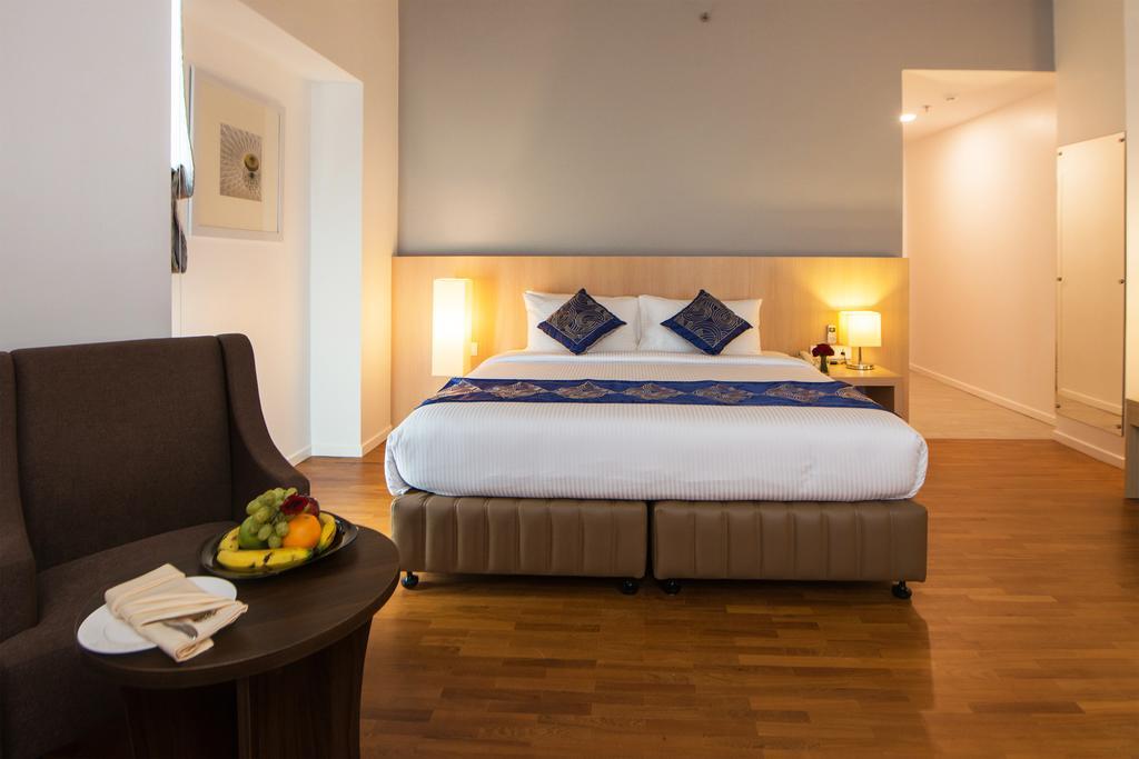 Wyne Hotel Yangon Eksteriør bilde