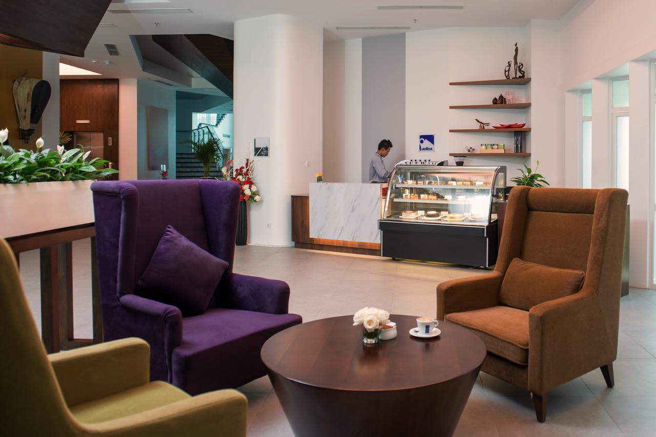 Wyne Hotel Yangon Eksteriør bilde
