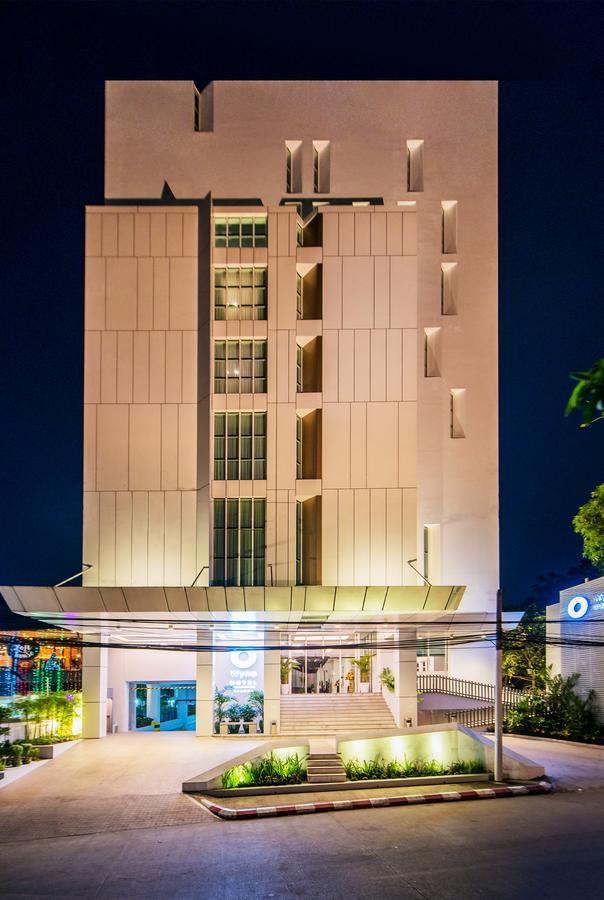 Wyne Hotel Yangon Eksteriør bilde